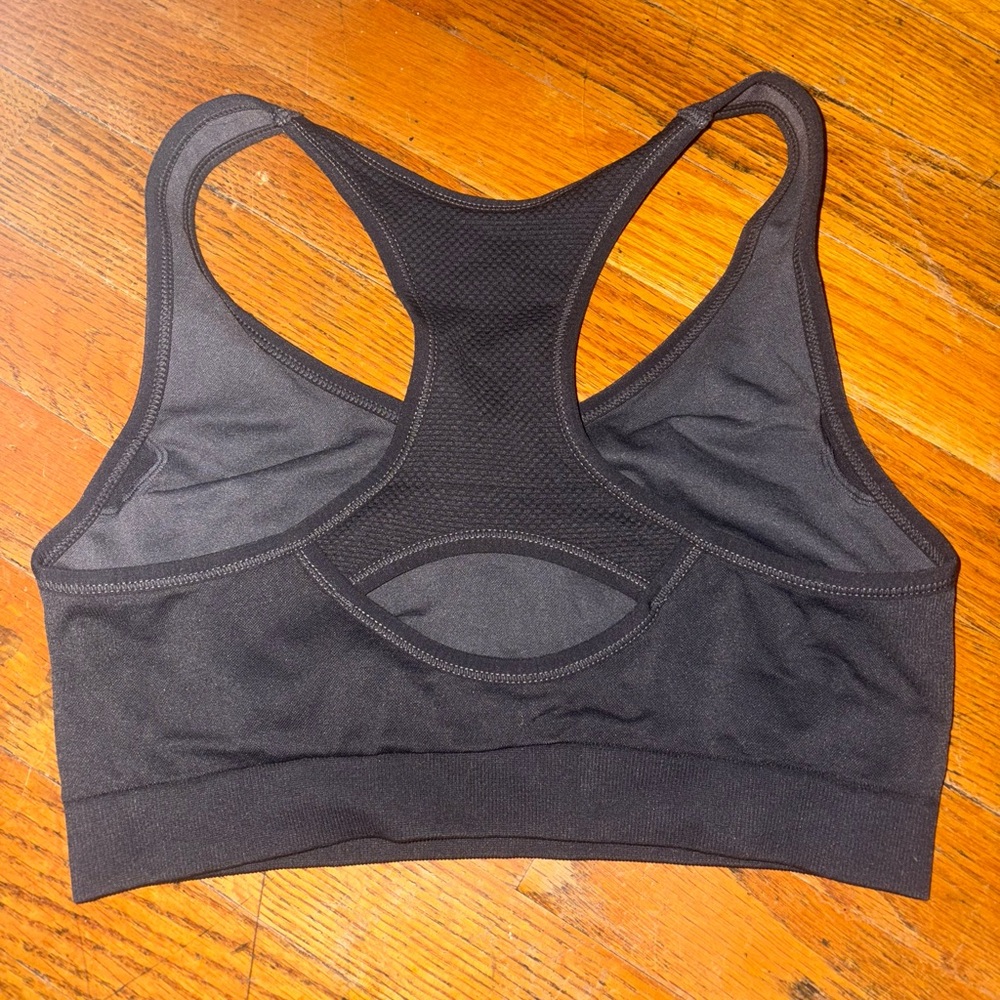 Grey Razorback Sports Bra - Picture 2 of 4